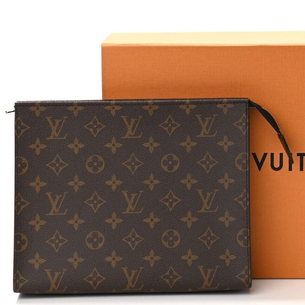 Pre-Loved Louis Vuitton Poche Toilette NM Monogram M46037